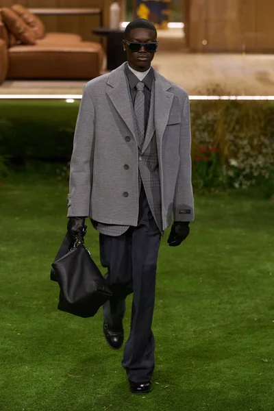 Look 79